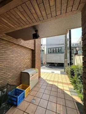 フラット青葉台の外観