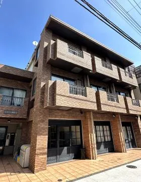 フラット青葉台の外観