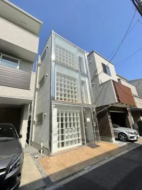自由が丘Platoビルの外観