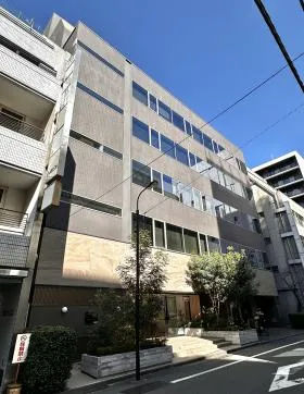 +SHIFT TSUKIJI(旧:日刊スポーツNY)ビルの外観