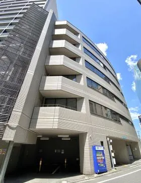 松岡渋谷ビルの外観
