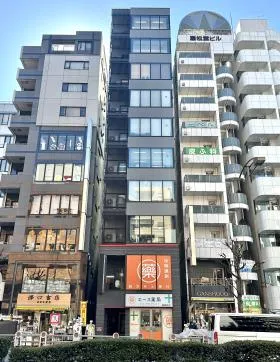 ベルグランツ神田神保町ビルの外観