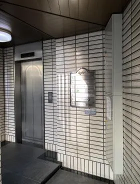 アージョⅠビルの外観