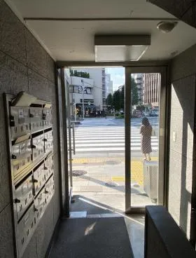 平和会館の外観