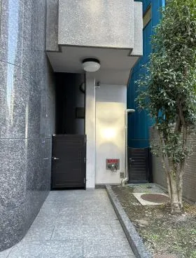 東京KALビルの外観