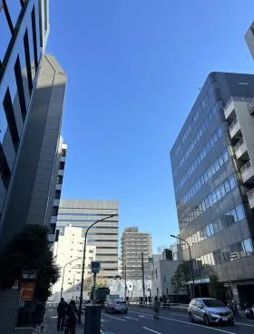 東京KALビルの外観