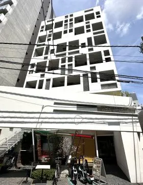 モドマルシェ渋谷桜丘の外観