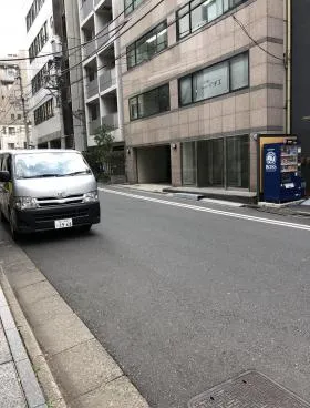 ミリオン商事新川ビルの外観