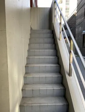 VORT六本木ビルの外観