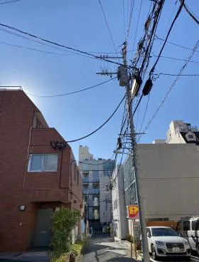 4.4.2番館ビルの外観