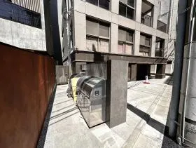 南青山ヒルフラッツの外観