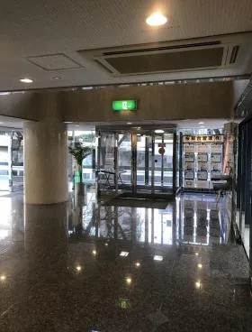 いずみビルの外観