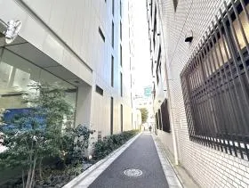 REVZO日本橋堀留町ビルの外観