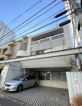赤坂コリーヌビルの外観