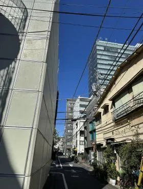 icビルの外観
