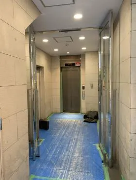 鶴屋町ルポビルの外観