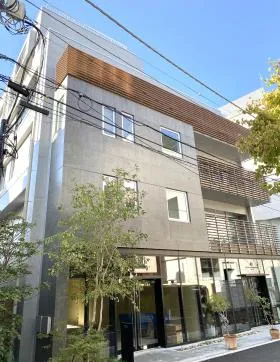 ADEOT AOYAMA  仮称)神宮前5丁目新築ビルの外観