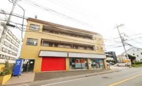 ハピネス鈴谷店舗の外観