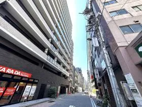 地上に出たら右へ進む