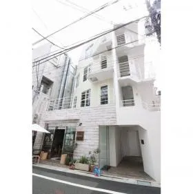W.OKUSAWAの外観
