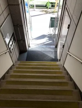 アロア築地ビルの外観