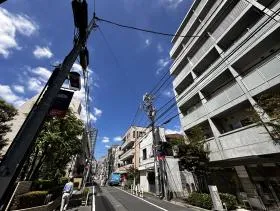 WWビルの外観