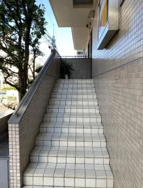エステパ代々木上原ビルの外観