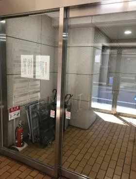 サンショウビルの外観