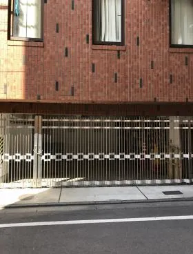 サンショウビルの外観