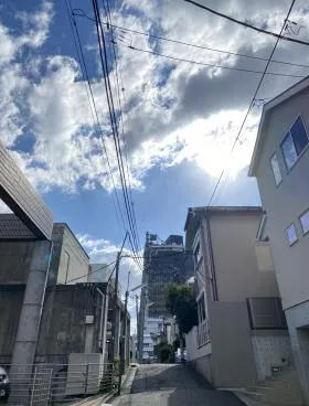 スリーアップ西麻布ビルの外観