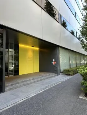 汐留イーストサイドビルの外観