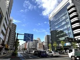 LIT(旧:日本橋イーストプレイス)の外観