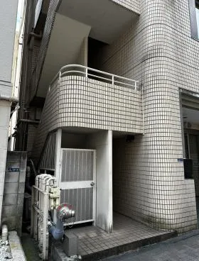 三田SSビルの外観