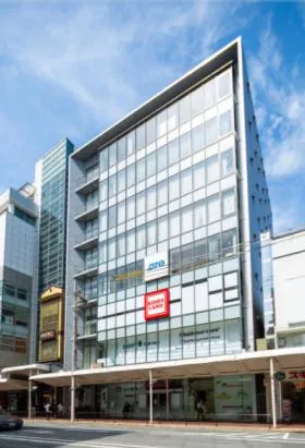 日新河原町ビルの外観