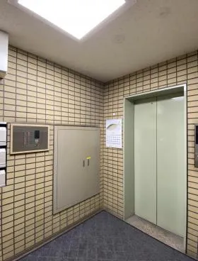 飯島ビルの外観