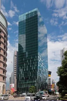 大阪富国生命ビルの外観