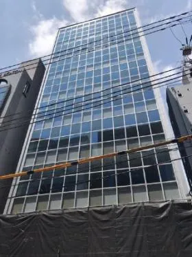 瓦町スクエアビルの外観
