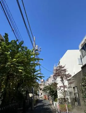 レインボービルの外観