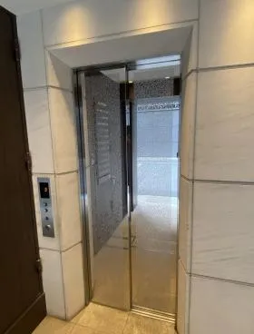 銀座745ビルの外観