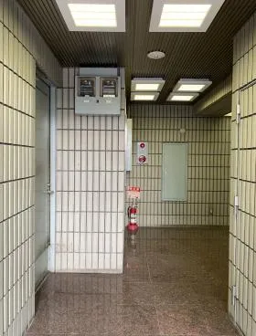 アルファエイチビルの外観