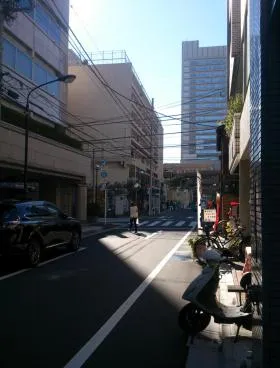 ユニゾ西新橋3丁目ビル(西新橋ビルディング)の外観