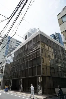 ユニゾ西新橋3丁目ビル(西新橋ビルディング)の外観
