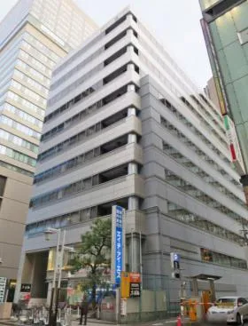 名駅IMAIビルの外観