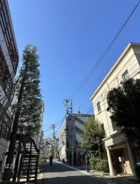 港区高輪2丁目ストレージタワービルの外観