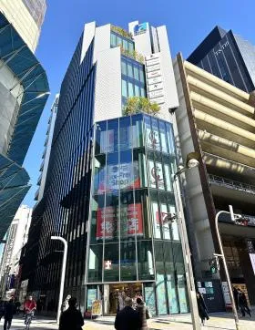 新宿3丁目開発計画ビルの外観