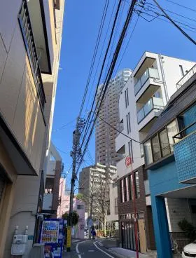 ロビンビルの外観