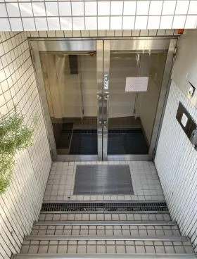 広瀬ビルの外観