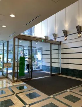 四谷メディカルビルの外観