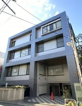 カミニートアネックスビルの外観