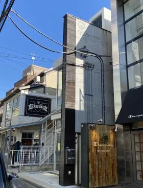 FUJI BUILDING JINGUMAEビルの外観